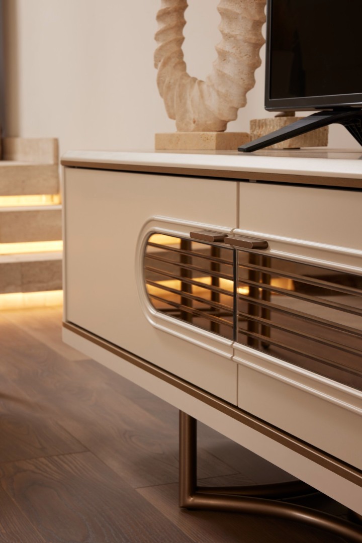 Cardi TV Ünitesi — 5