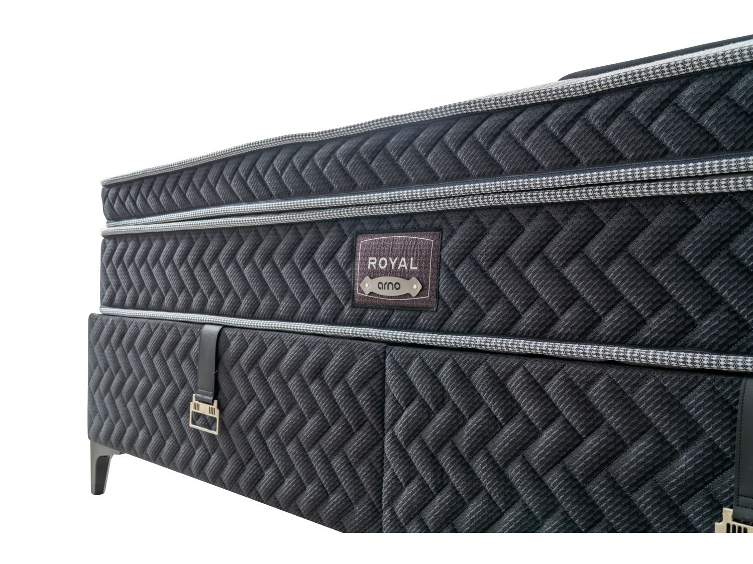Royal Sert Topper — 4